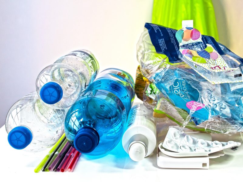 Europska građanska inicijativa: Komisija odlučila registrirati inicijativu za recikliranje plastičnih boca „Vraćajmo plastiku”