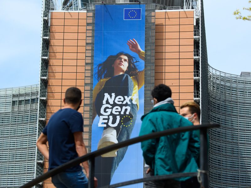 NextGenerationEU: Europska komisija uskoro izdaje zelene obveznice vrijedne 250 milijardi eura u okviru instrumenta NextGenerationEU